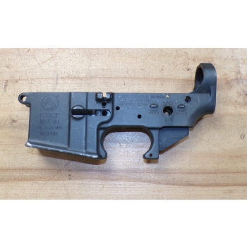 Gniazdo magazynka z komorą spustową M16A1 #9514981
